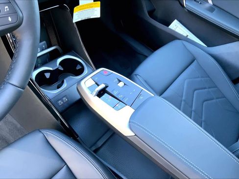 New 2026 BMW X1 xDrive28i w/ Technology Package image 7