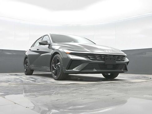 New 2026 Hyundai Elantra SEL Sport Premium image 21