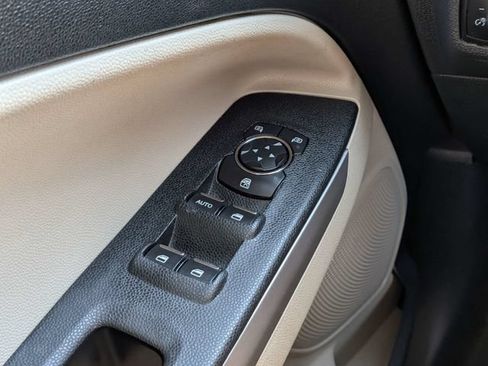 Used 2021 Ford EcoSport S FWD image 18