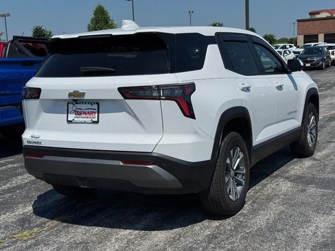 Used 2026 Chevrolet Equinox LT w/ Safety and Technology Package FWD image 3