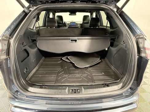 Used 2022 Ford Edge ST w/ Equipment Group 401A AWD/4WD image 28