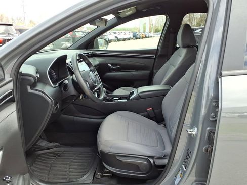 Used 2024 Hyundai Santa Cruz SE FWD image 4