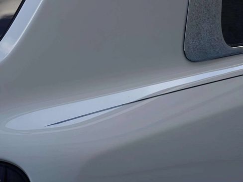 Certified 2025 Rolls-Royce Cullinan AWD/4WD image 13