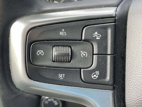Used 2025 Chevrolet Silverado 1500 LT AWD/4WD image 27