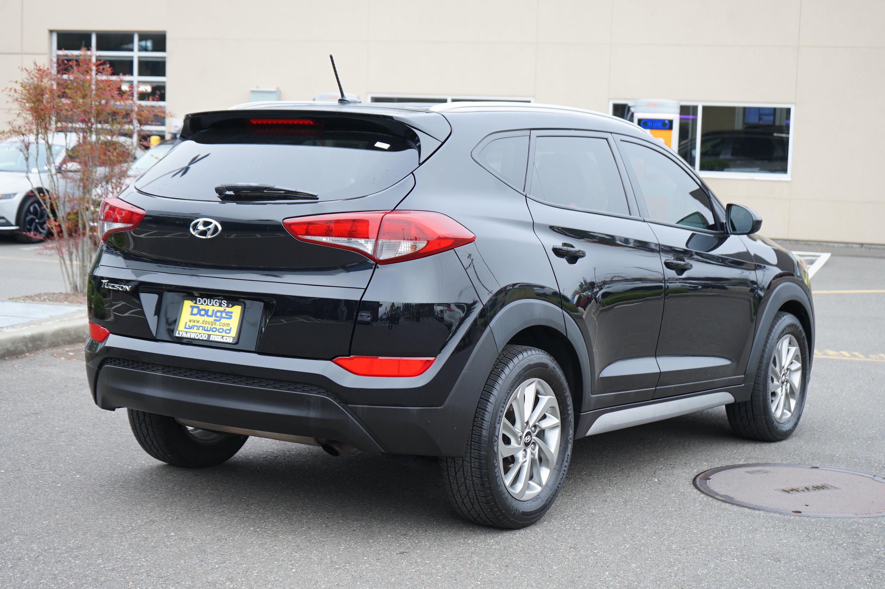 Used 2017 Hyundai Tucson SE w/ SE Popular Package 02 FWD image 3