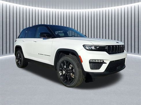 New 2025 Jeep Grand Cherokee Limited image 1