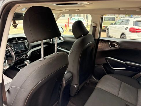 Used 2020 Kia Soul GT-Line w/ GT 2.0L Power Sunroof Package FWD image 31