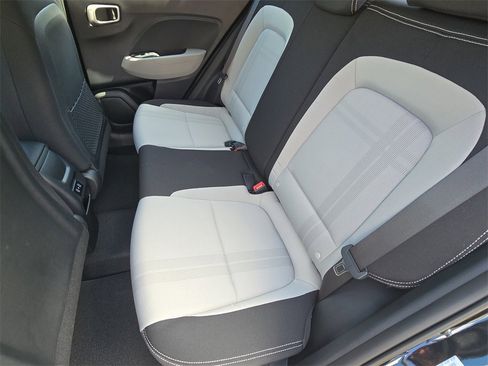 New 2025 Hyundai Venue SEL image 14