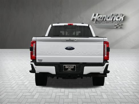 Used 2024 Ford F250 Lariat w/ Lariat Ultimate Package image 10