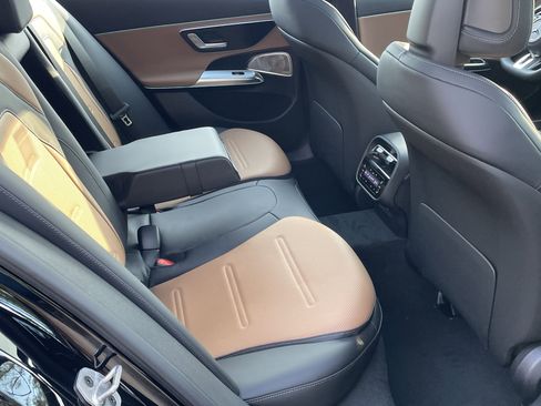 New 2026 Mercedes-Benz E 53 AMG e 4MATIC Sedan image 40