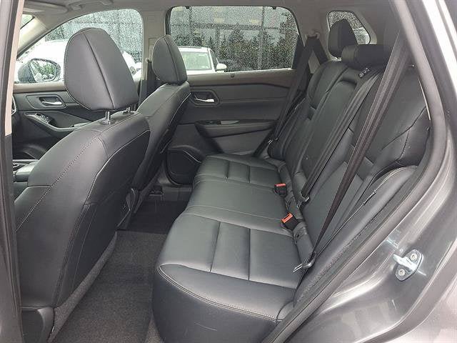 Certified 2023 Nissan Rogue SL w/ SL Premium Package AWD/4WD image 11