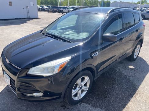 Used 2014 Ford Escape SE w/ Equipment Group 201A AWD/4WD image 2