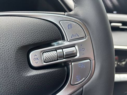 Used 2025 Genesis GV70 2.5T AWD/4WD image 19