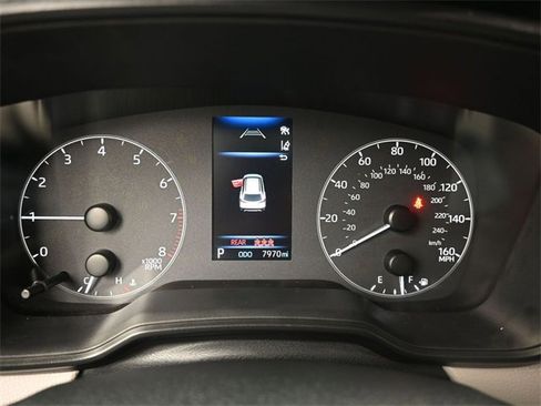 Used 2023 Toyota Corolla Cross LE image 7