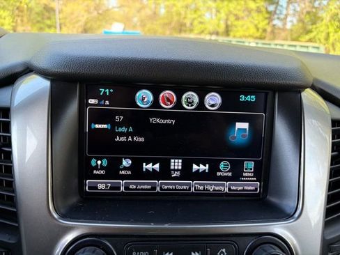 Used 2019 Chevrolet Tahoe LS w/ Enhanced Driver Alert Package image 9