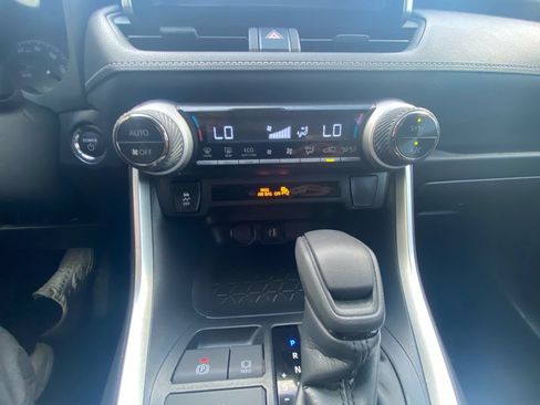 Used 2025 Toyota RAV4 XLE w/ Convenience Package AWD/4WD image 16