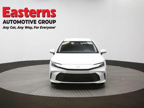 Used 2025 Toyota Camry LE FWD image 56