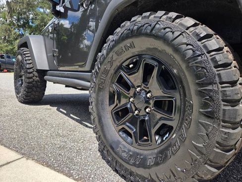 Used 2016 Jeep Wrangler Sport image 13