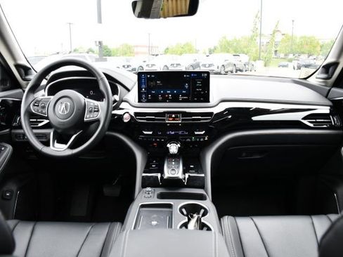 Certified 2026 Acura MDX FWD w/ Technology Package image 17