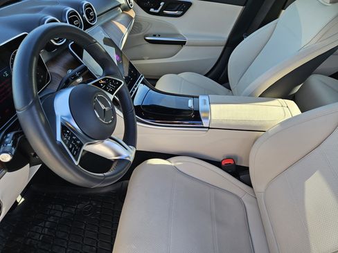 Certified 2025 Mercedes-Benz C 300 Sedan image 13