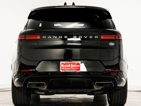 Used 2023 Land Rover Range Rover Sport SE Dynamic image 8