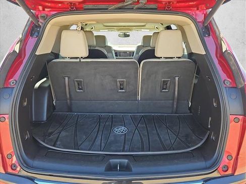 Used 2020 Buick Enclave Essence image 6