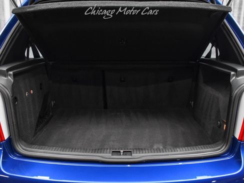 Used 2004 Volkswagen R32 image 44