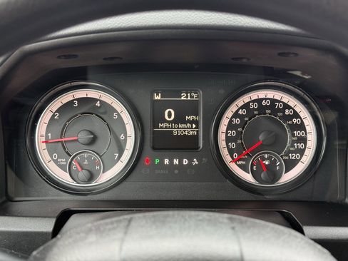 Used 2018 RAM 1500 Express w/ Express Value Package image 29