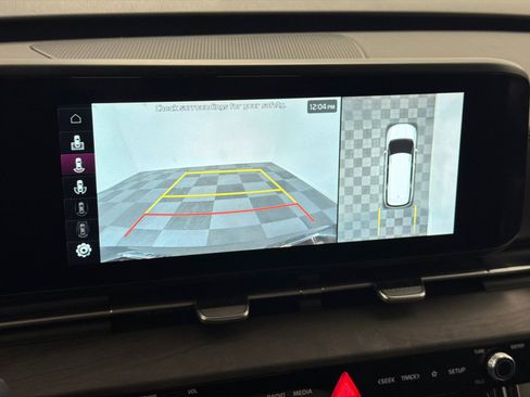 Used 2024 Kia Carnival SX image 30