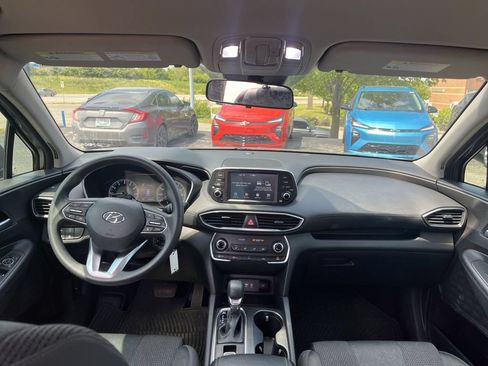 Used 2019 Hyundai Santa Fe SE AWD/4WD image 5
