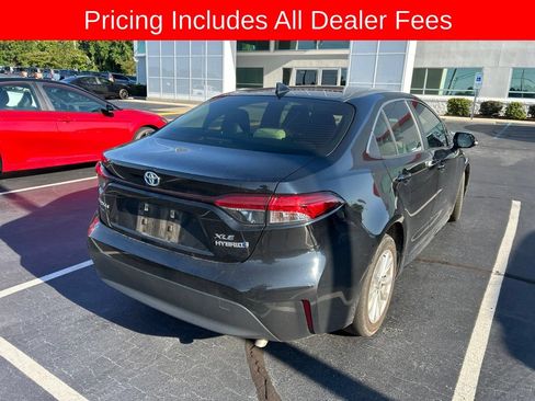 Used 2024 Toyota Corolla XLE FWD image 6