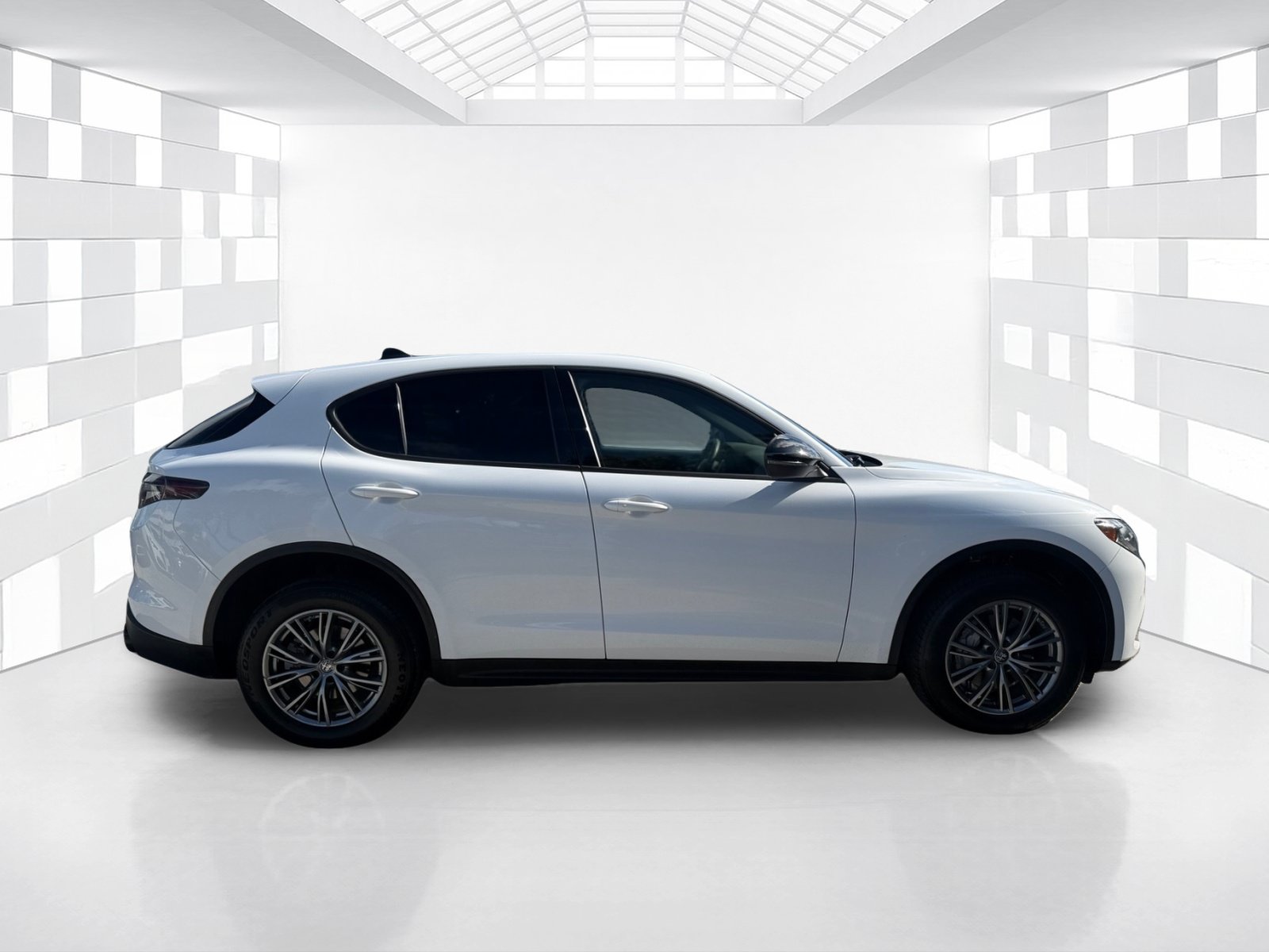 Used 2024 Alfa Romeo Stelvio Sprint RWD image 8