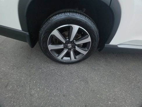 Used 2025 Honda Pilot Touring image 11