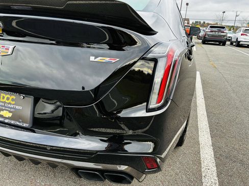 Used 2022 Cadillac CT4 V Blackwing w/ Carbon Fiber 1 Package image 21