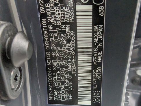 Used 2023 Toyota Corolla LE image 24