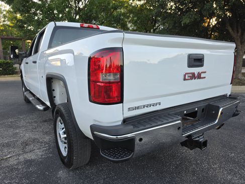 Used 2015 GMC Sierra 2500 2WD Crew Cab image 5