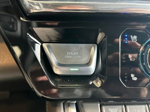 Used 2026 GMC Sierra 2500 Denali w/ Technology Package AWD/4WD image 21