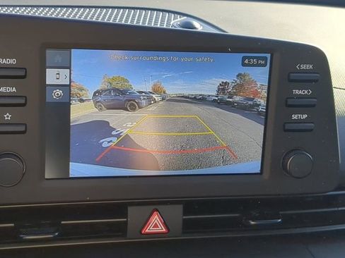 Used 2026 Hyundai Elantra Sport FWD image 18