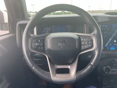Used 2022 Ford Bronco Outer Banks AWD/4WD image 14