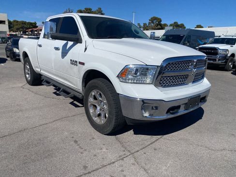 Used 2014 RAM 1500 Laramie w/ Convenience Group image 3