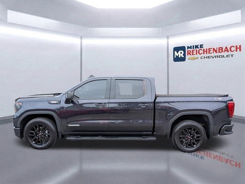 Used 2022 GMC Sierra 1500 Elevation w/ Elevation Premium Package AWD/4WD image 7