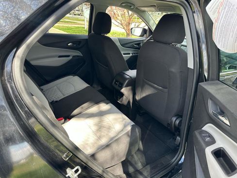 Used 2018 Chevrolet Equinox LT image 27