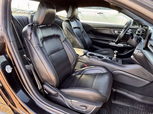 Used 2025 Ford Mustang GT Premium RWD image 27