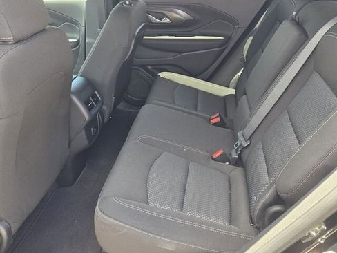 Used 2022 GMC Terrain SLE FWD image 8