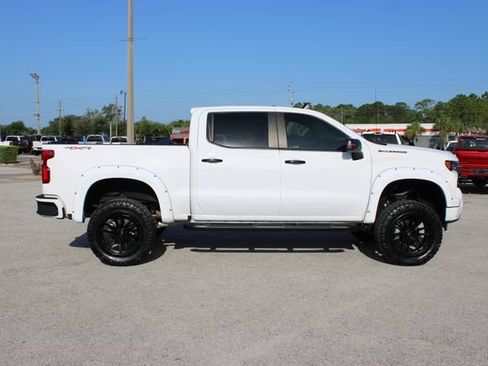 Used 2024 Chevrolet Silverado 1500 RST w/ Redline Edition AWD/4WD image 13