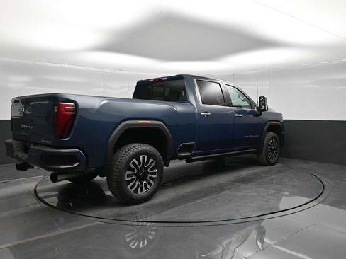 New 2026 GMC Sierra 2500 Denali Ultimate w/ Max Trailering Package AWD/4WD image 7