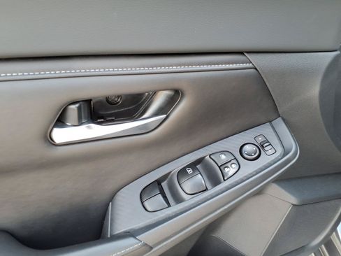 Used 2021 Nissan Sentra SV FWD image 7