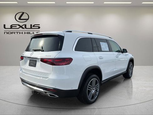 Used 2024 Mercedes-Benz GLS 450 4MATIC image 6