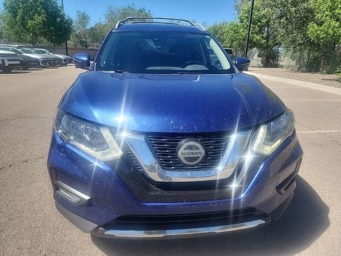 Used 2018 Nissan Rogue SL AWD/4WD image 2