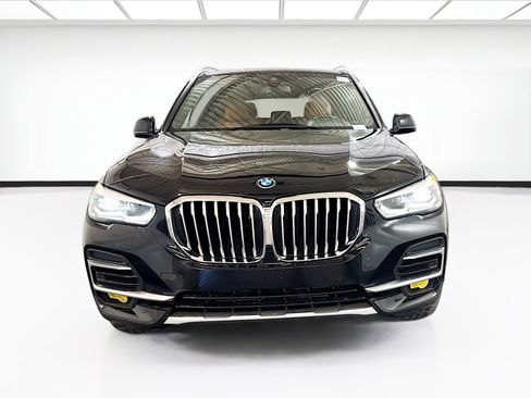 Used 2022 BMW X5 xDrive45e image 2